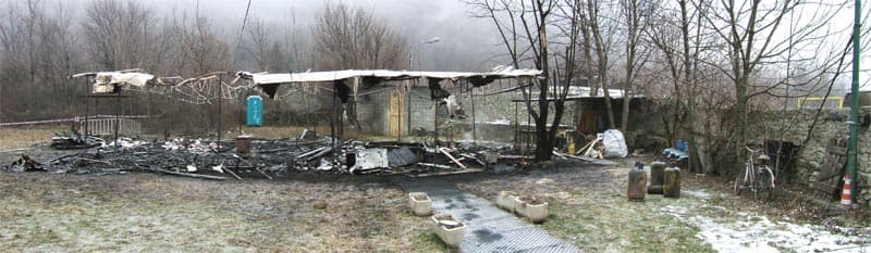 Val Susa: brucia un altro presidio, ma la storia continua