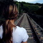Tagliano i treni regionali e vogliono fare il tav