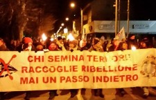 Sabato 9/4 alle 18.30 accompagniamo Giulia a firmare