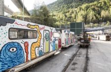 Arte/propaganda nel tunnel: la presa di distanza di uno dei tre artisti