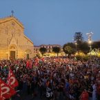 Ponte sullo Stretto, tra grandi opere inutili e sprechi: il comunicato No Ponte dal corteo di 10.000 persone