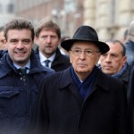 NON NELLE MANI DI NAPOLITANO