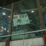 Bandiere NO TAV fra i tifosi del Marsiglia!